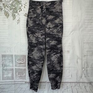Spanx Womens Camo Stretch Twill Cargo Jogger Gray Blackwash Pants Sz. Small S